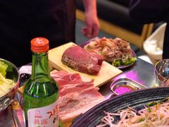 厚切原味梅花肉-豚豚家돈돈가韩国锅盖烤肉(新北万达店)