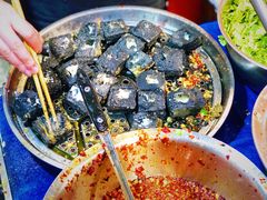 黑色经典臭豆腐-黑色经典臭豆腐·湖南特产(坡子街店)