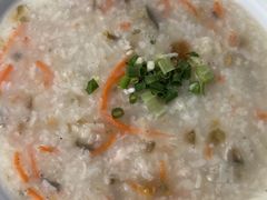 -李与白包子铺(桐梓林店)