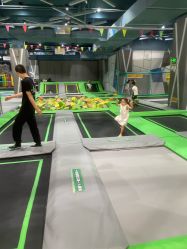 -反弹蹦床公园·亲子乐园·团建·派对(尚品奥莱店)