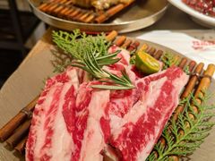 -草家酱蟹炭火烤肉店(珲春南路一店)