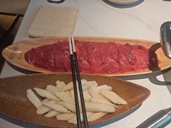 -左庭右院鲜牛肉火锅(金山万达店)