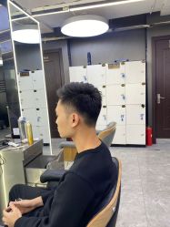 -藤野造型烫发染发