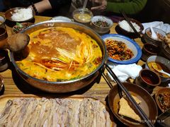 -黔诚多彩火锅(甲秀楼店)