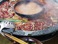 -黄潇洒老火锅(九眼桥宏济巷店)
