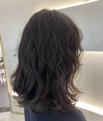 -一東造型烫发染发