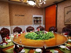 包厢-那家老院子东北菜·饺子·小鸡炖蘑菇(艳华街店)