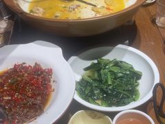 -湘力力小院·鱼汤泡饭(枫林路店)