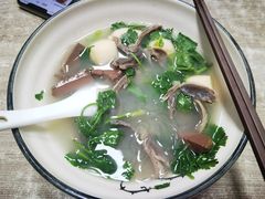 老鸭粉丝汤-曼曼汤包(建国西路店)
