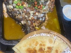 -俏巴妹烤鱼香锅(奥体店)