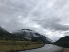 -亚拉雪山风景区