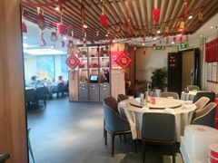 -有红鸡毛店·川菜(建设路店)