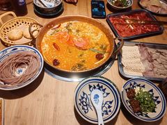 -洱火云南酸菜牛肉火锅(石景山当代商城店)