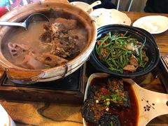 -湖南码头·地道岳阳美食·湘菜(魏公村店)