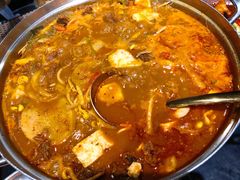 辛牛骨火锅-KCOOKING概念韩餐(世茂52+店)