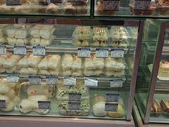 -白玉兰食品甜凤店(合生汇店)