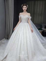 -艾朵婚纱