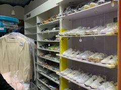 -翰皇直营洗衣洗鞋(望京鹿港店)