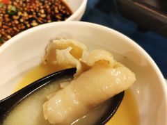 -鲜入围煮花胶鸡海鲜火锅