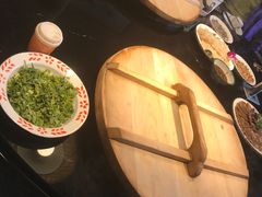 -鱼窝棚柴火铁锅炖(富山屯店)