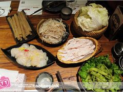 -老牌坊云南鱼豆花火锅(嵩山店)