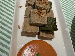 -桂满陇·手作小笼包&江南叫花鸡(中山公园店)