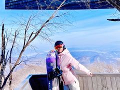 -中旅松花湖滑雪场