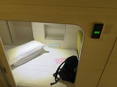 -栖游青年旅舍(华强北地铁站店)