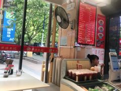 -花溪王记牛肉粉(四季花溪商场店)