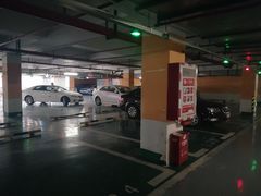 -宝龙城市广场1期-地下停车场