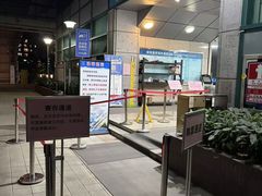 -宝安体育馆游泳馆