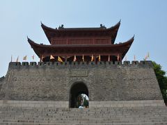 -巴陵广场