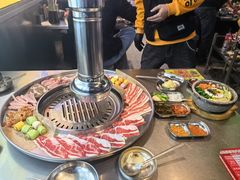 -哈哈碳都·牛肋条无限自助烤肉(台江万达店)