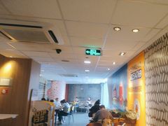 -麦当劳(中山大道中店)