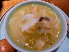 -九锅一堂酸菜鱼(新南凯德直营店)
