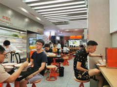 大堂-麻小劲菌汤麻辣烫(体育西路店)