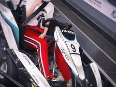-e赛道卡丁车