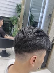 -苏奇发型·烫发染发