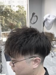 -茶发Salon·烫发染发理发