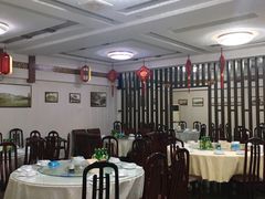 -鑫悦楼煎蟹·16年海鲜大排档