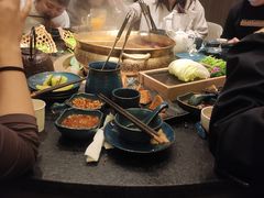 -湊湊火锅·茶憩(打浦桥日月光店)