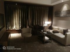 -北京希尔顿逸林酒店