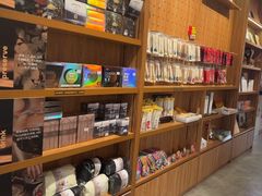 -时间行者书店(新安店)