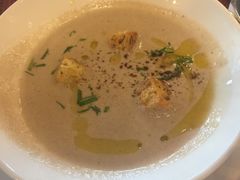 -WOLFGANG PUCK KITCHEN & BAR(迪士尼小镇店)