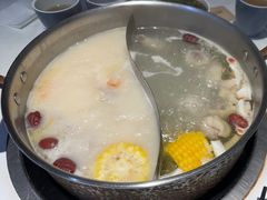 -濠七糟粕醋•海南酸汤火锅(中关村店)