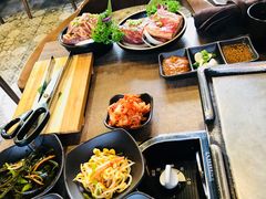 -香猪坊韩国烤肉专属门店(魏公村店)
