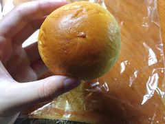 红豆餐包-美俪家族(巴黎都市店)