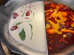 -湊湊火锅·茶憩(打浦桥日月光店)