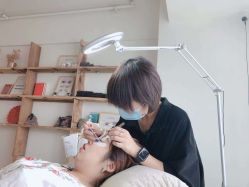 -eYeYo专业美睫