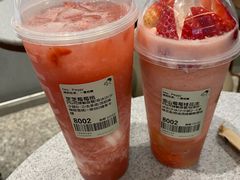 芝芝莓莓桃-喜茶(上海奉贤宝龙店)